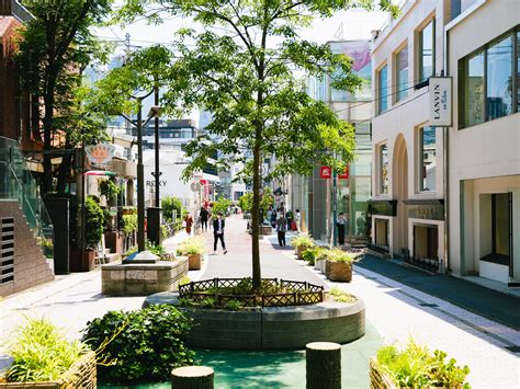 julio gomez charity|30 Coolest Streets in the World Right Now .
